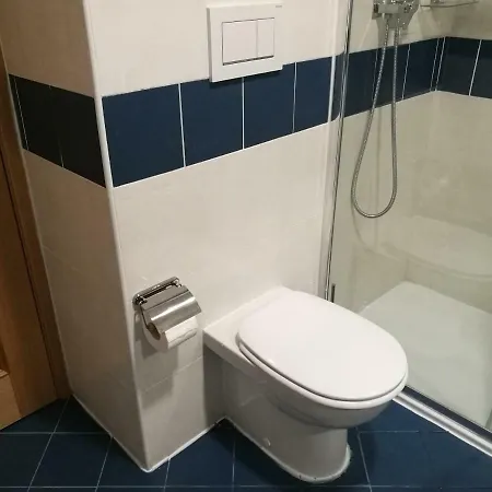 Konukevi Al Trenino Roma