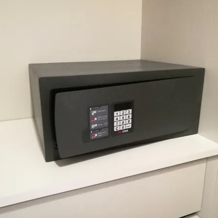 招待所 阿尔特勒尼诺旅馆 4*