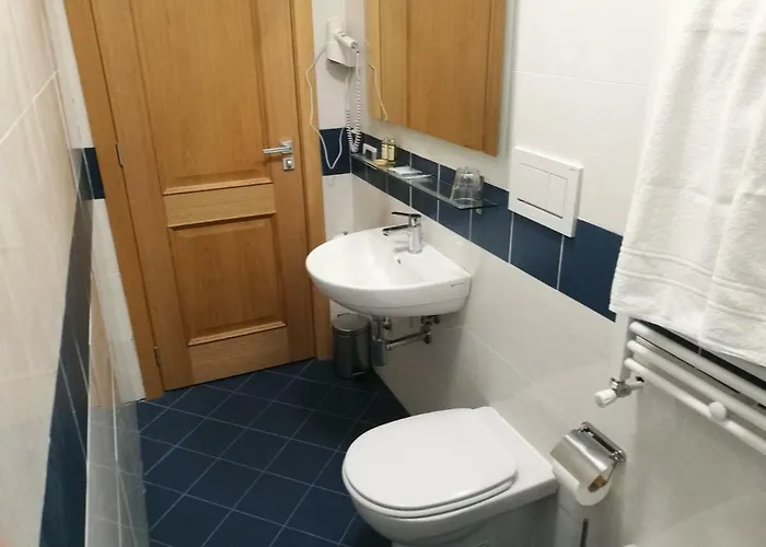 Al Trenino בית הארחה